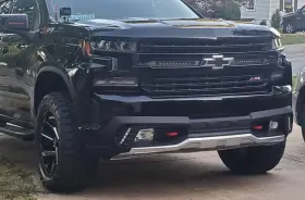 Gm39a04 Air Design Silverado 1500 19-21 Satin Black And Silver Front End W Drl