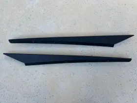 84254461 Gm 2020-2023 Genuine Corvette C8 Side Skirts Extension Panel Black L&r 2021 2022