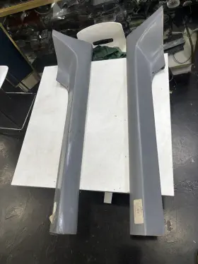 959.320 Porsche 911/959 Fiberglass Side Skirts