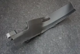 1816364-00-c Tesla Front Right Lower C Pillar Cover Trim Panel Cybertruck 2024